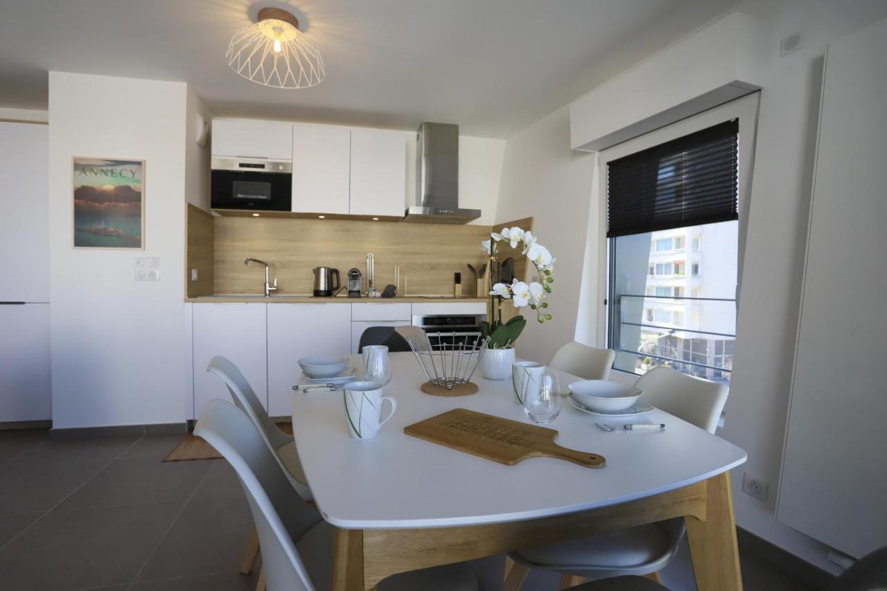 La Plume Vue Lac 3 Etoiles - Garage Prive, Secteur Recherche, Moderne & Tout Equipe, 6 Personnes อานซี ภายนอก รูปภาพ