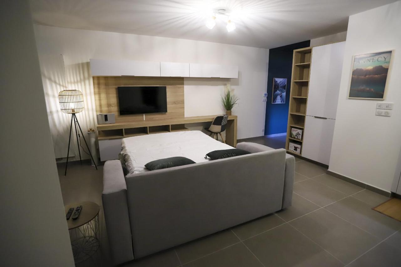 La Plume Vue Lac 3 Etoiles - Garage Prive, Secteur Recherche, Moderne & Tout Equipe, 6 Personnes อานซี ภายนอก รูปภาพ
