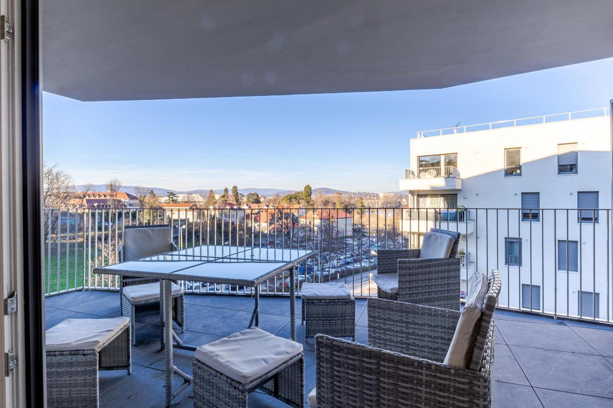 La Plume Vue Lac 3 Etoiles - Garage Prive, Secteur Recherche, Moderne & Tout Equipe, 6 Personnes อานซี ภายนอก รูปภาพ