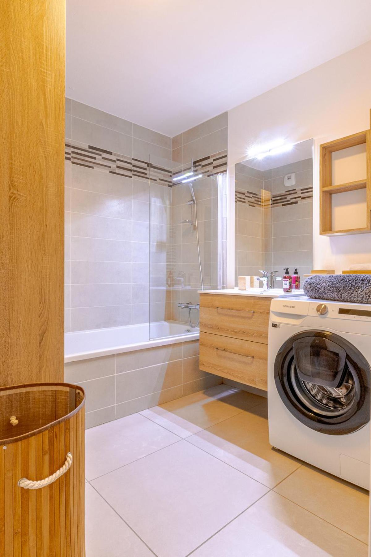 La Plume Vue Lac 3 Etoiles - Garage Prive, Secteur Recherche, Moderne & Tout Equipe, 6 Personnes อานซี ภายนอก รูปภาพ